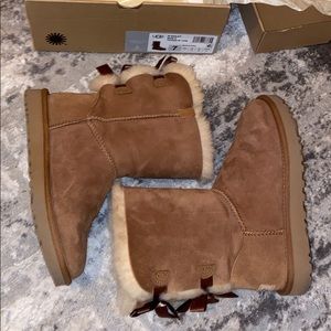 Bailey bow II ugg boots